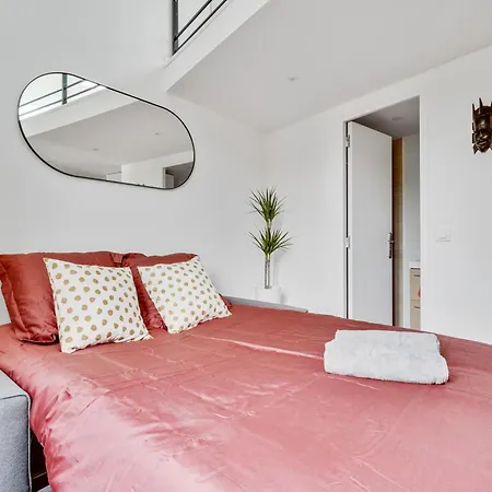 Apartmán Avec Mezzanine - R9 Montreuil (Seine-Saint-Denis)